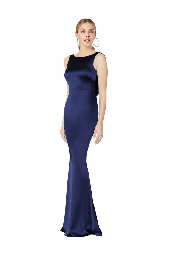 Azul marina oscuro Cubierta Halter Cuello Alto Satén elástico Largo Formales Vestidos de dama de honor / Vestidos de fiesta Tiendas
