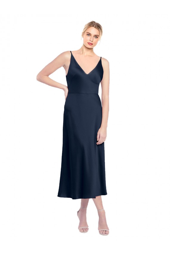 Azul marina oscuro línea A Cuello en V Midi Satén elástico Corto Formales Vestidos de dama de honor / Vestidos de fiesta / Vestidos de cóctel Tiendas
