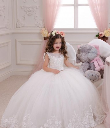 Marfil Barco Cola capilla Tul Encaje Largo vestidos de niña de las flores Tiendas