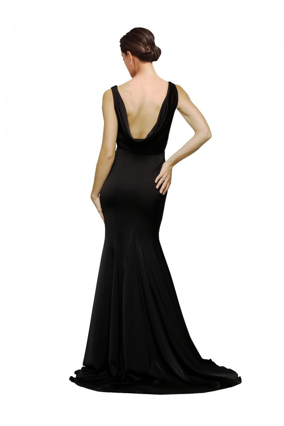 Negro línea A Cuello en V Barrer tren Satén sedoso Largo Formales Vestidos de dama de honor / Vestidos de fiesta Tiendas